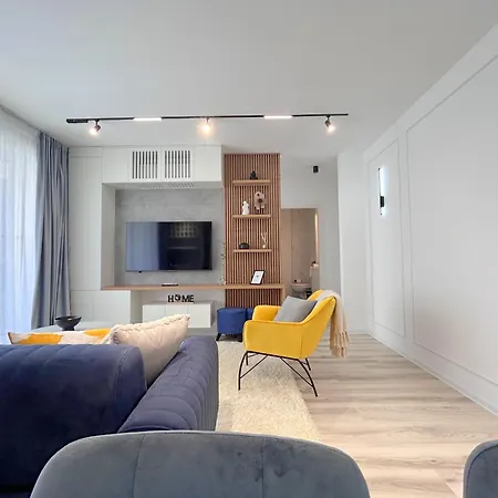 Апартаменты The First House