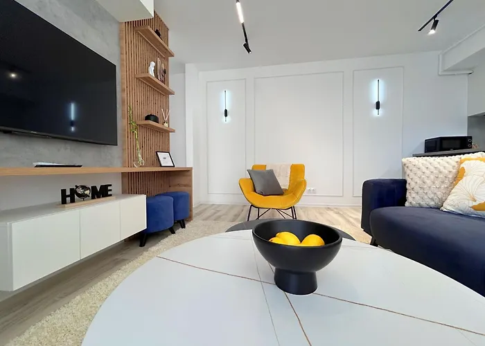 Апартаменты The First House